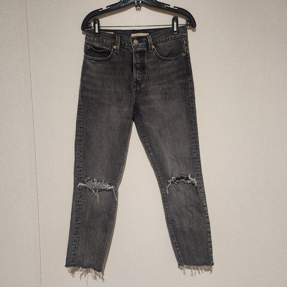 Levi's Womens Wedgie Jeans Size 27 Distressed Black